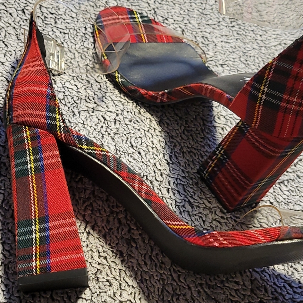 Dolls Kill Heels!